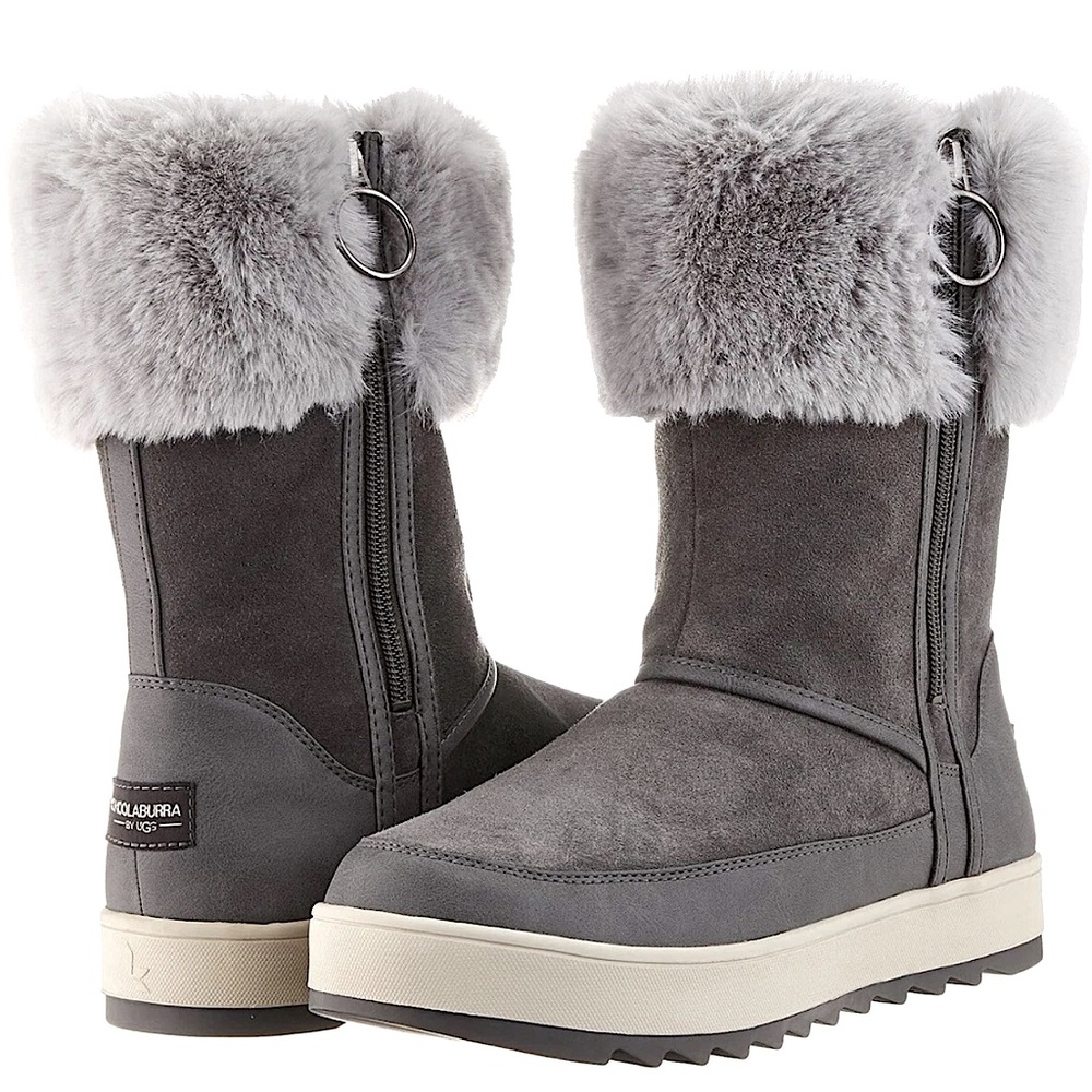 Ugg Koolaburra boots
Size 8